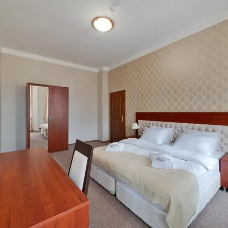 Aura Marianske Lazne