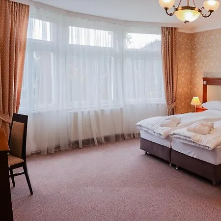 Hotel Aura
