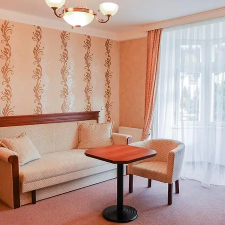 Aura 4* Mariánské Lázně